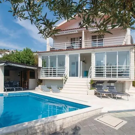 Guest house Sunrise Rogoznica (Sibenik-Knin)