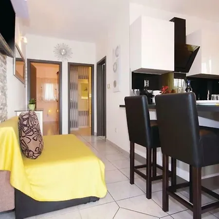 Guest house Sunrise Rogoznica (Sibenik-Knin)